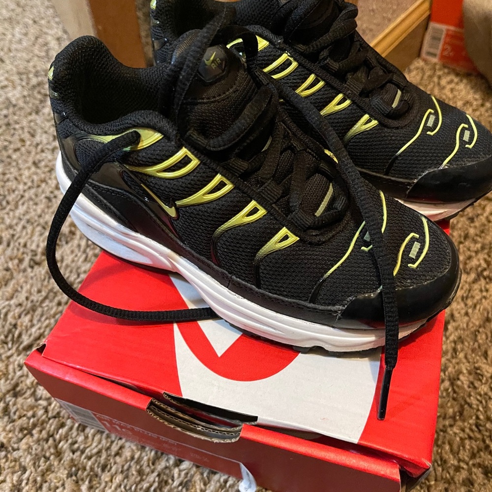 Air max plus